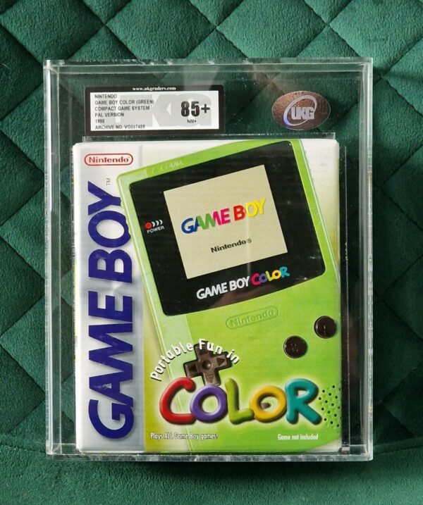 Graded UKG - 85+ NM+ - NINTENDO Gameboy Colour - Lime Green RARE - New Sealed