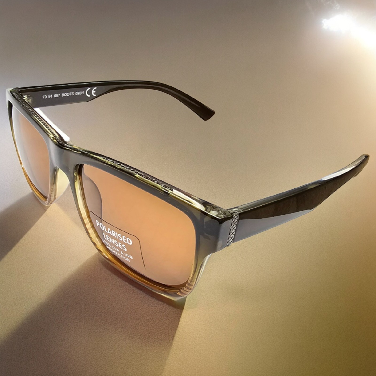 Boots 7994087 Men s Designer Polarised Classic Sunglasses F81